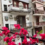 Casa Scialari * パレルモ